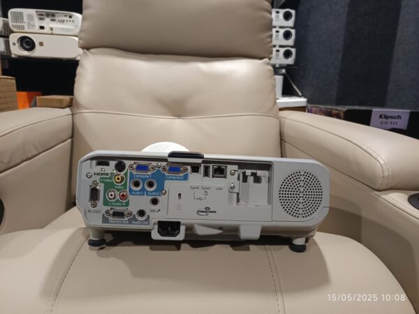 Epson EB-420 Short Throw Projector