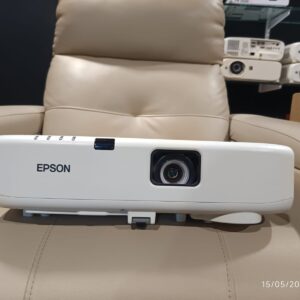 Epson PowerLite D6250 Home Projector