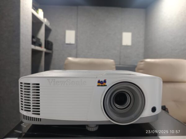 Viewsonic PA503s svga projector