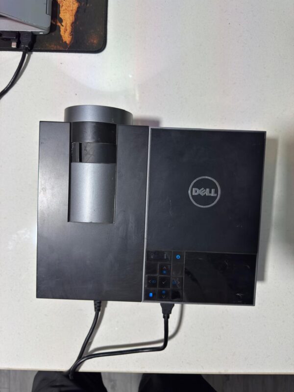 Dell 4320 WXGA HD Refurbished Projector in Surat | Used Projector Sale